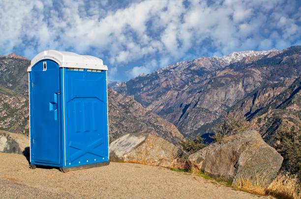 Portable bathroom rental in Valley View, OH